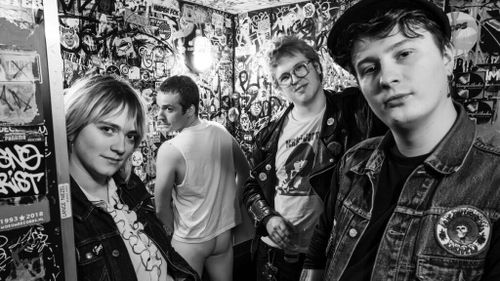 Witte Gei’t? met o.a. The Covids, Bucket Rukkes en ⁠⁠Frans Doedel