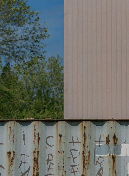 EAST Sunday Session at Der Hintergarten w/ Audio Units [Molecular]