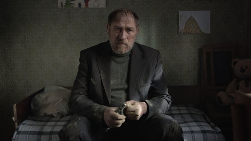 Kyiv Critics’ Week x NL: Grey Bees