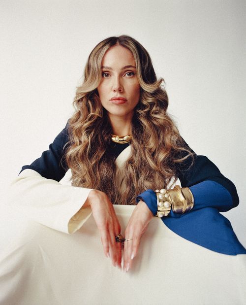 Contra invites: Georgia Cécile