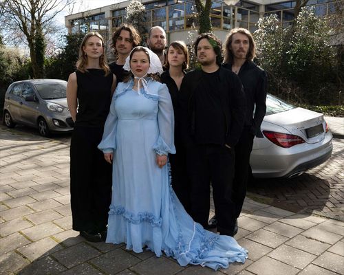 Send Me Flowers | support: mart martinus