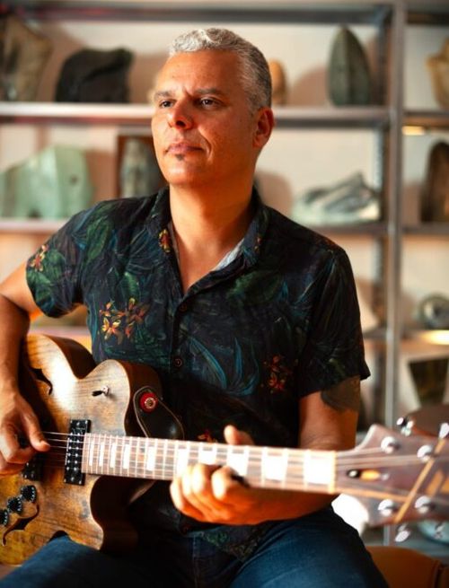 Brazilian Instrumental Music by Paulinho Paes Trio