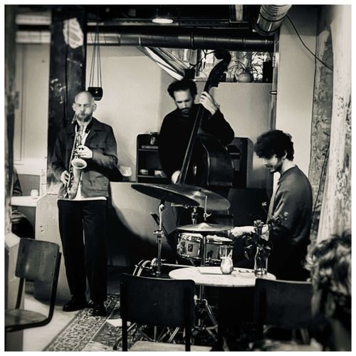 Jazz & Gin
