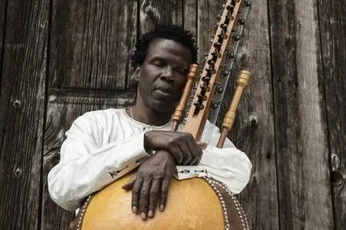 Kora Muziek from Senegal by Bao Sissoko & Ibou Ndongue