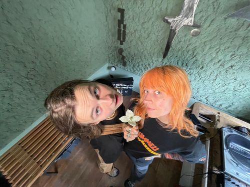 mimika w/ do & etika