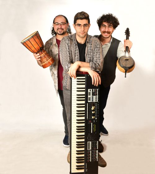 Şenkop ★ Anatolian Folk Jazz Trio ★ Magic Carpet Sessions ♫