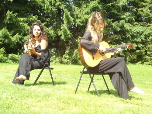 Duo 12-21: Classical & Electric Guitars