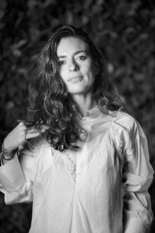 Anna Setton featuring Lucas Santana