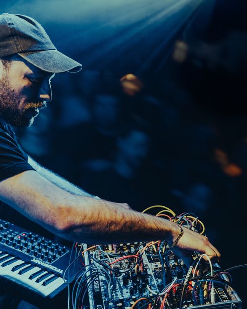 Lawrence Hart - ADE