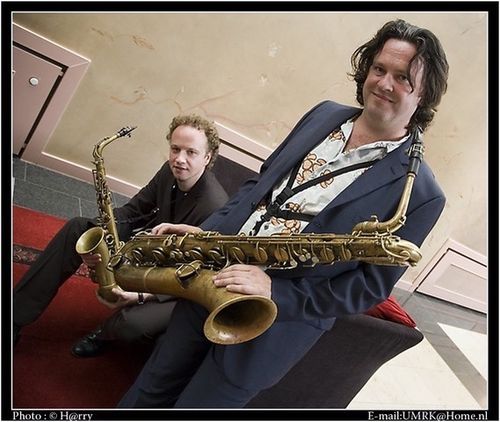 Friday jazz bar invites: Hermanos Martinez