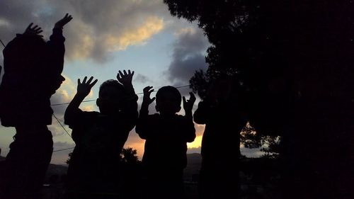 Benefit voku for WAVES, Mobile Cinema School in Palestine
