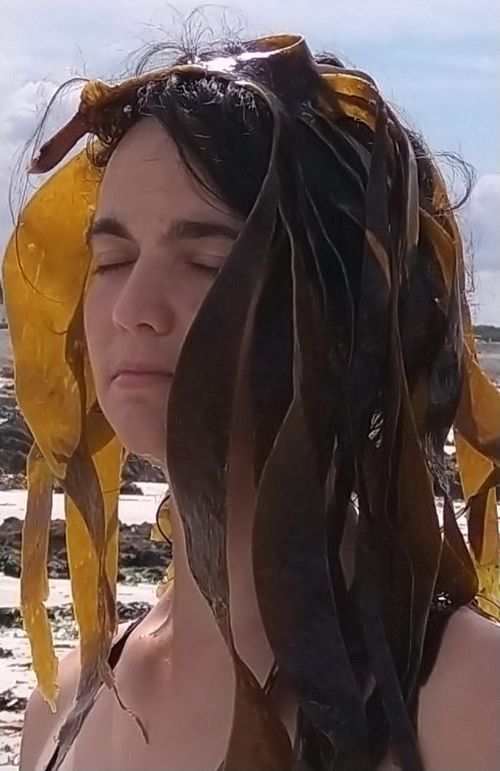 A memoire of pregnancy from the underground poetry by Marie Beauchamps