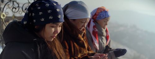 Asian Movie Night x Qyzqaras 🎬 Tremors Beneath the Surface: Women’s Voices from Central Asia (+ drawing workshop)